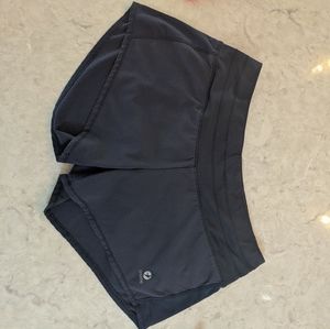 Oiselle toolbelt roga shorts